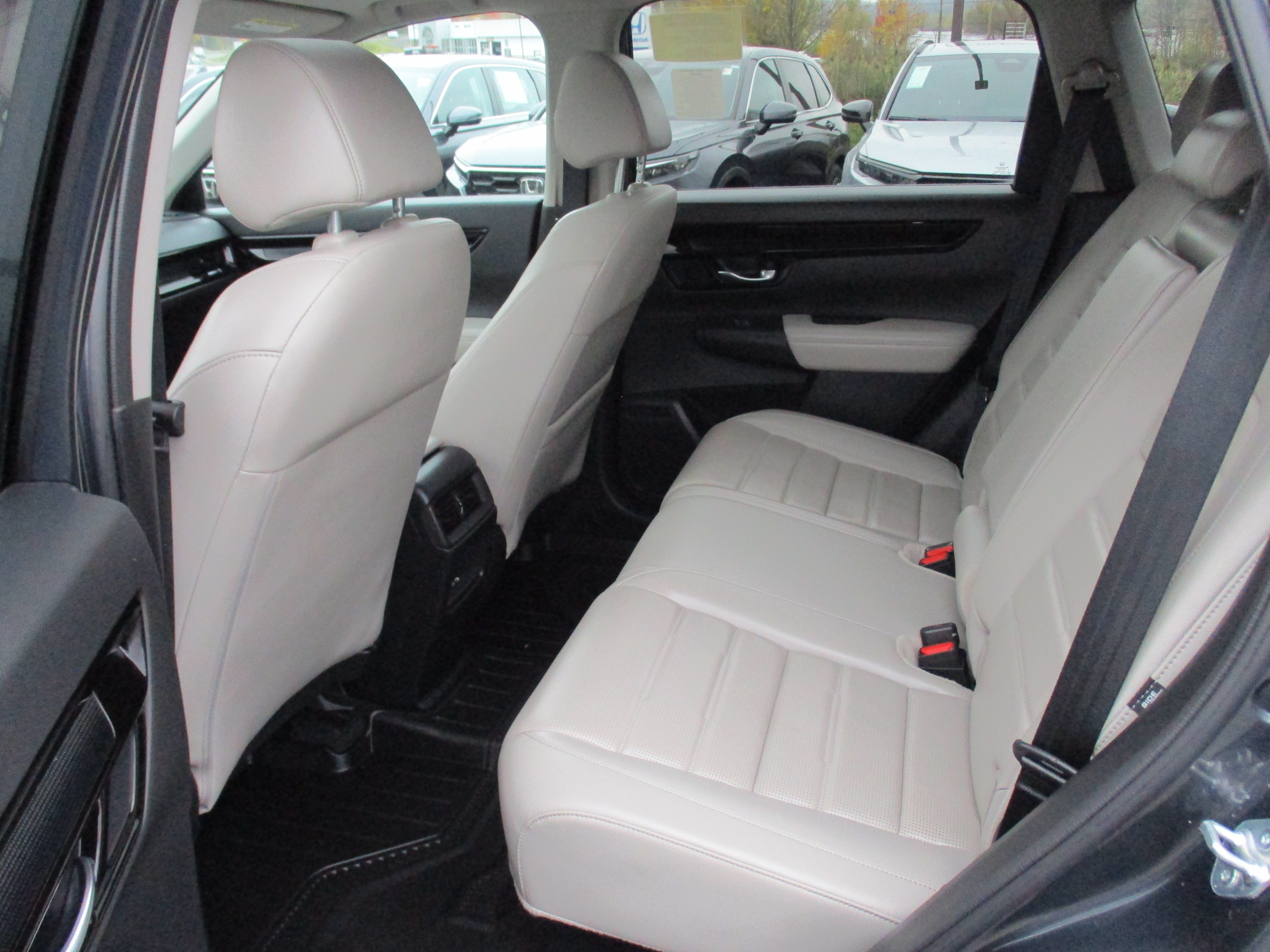 2024 Honda CR-V EX-L - Photo 13
