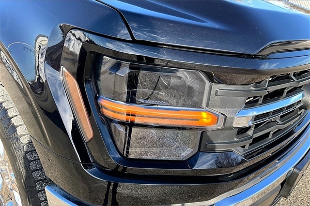 2025 Ford F-150 XLT - Photo 28