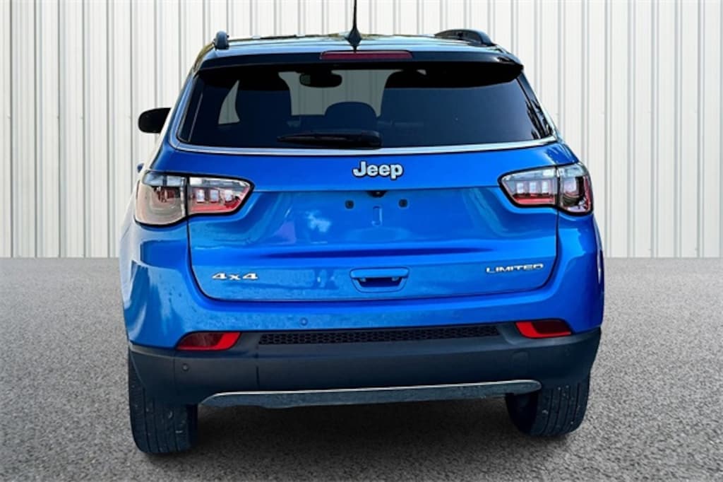 Used 2024 Jeep Compass Limited SUV