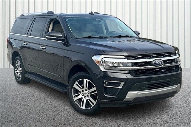 2024 Ford Expedition Limited's photo