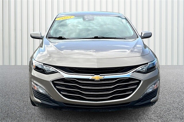 2023 Chevrolet Malibu 1LT photo 3