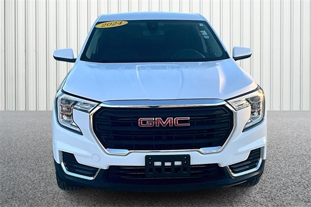2024 Gmc Terrain SLE photo 3