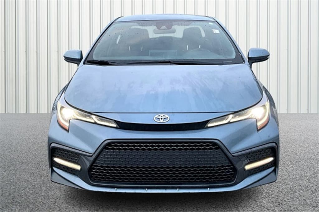 Used 2021 Toyota Corolla SE Sedan