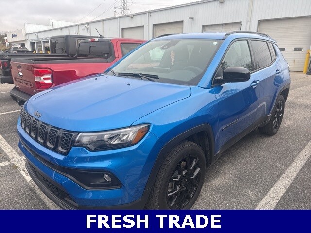 2024 Jeep Compass Latitude Altitude Special Edition photo 2