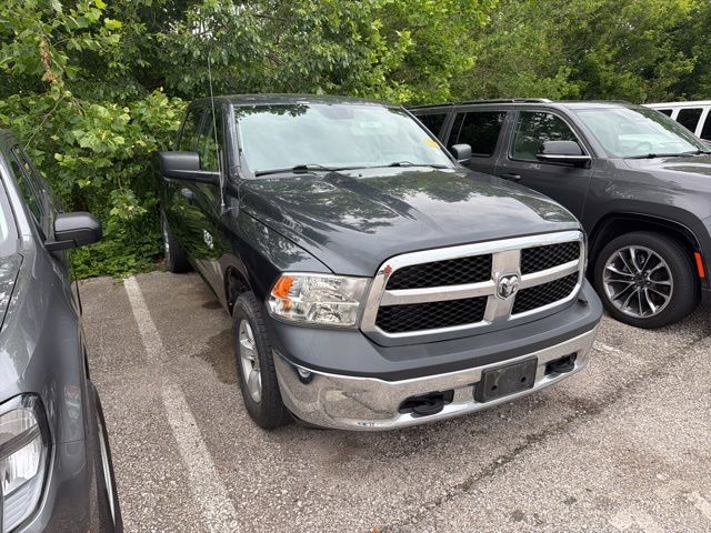 2016 RAM 1500 Tradesman 4x4 Crew Cab 5'7's photo