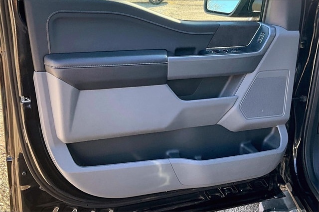 2025 Ford F-150 XLT - Photo 23