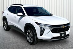 new 2025 Chevrolet Trax LT SUV for sale in bedford in