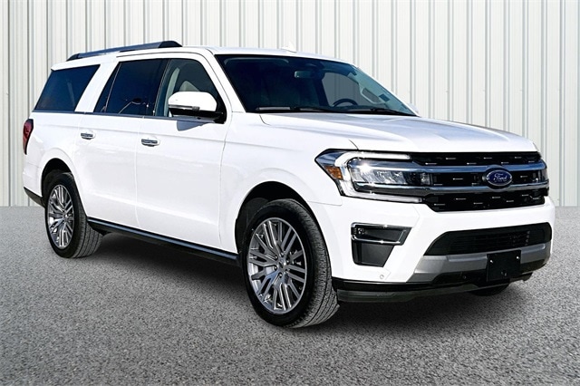 2024 Ford Expedition Limited's photo