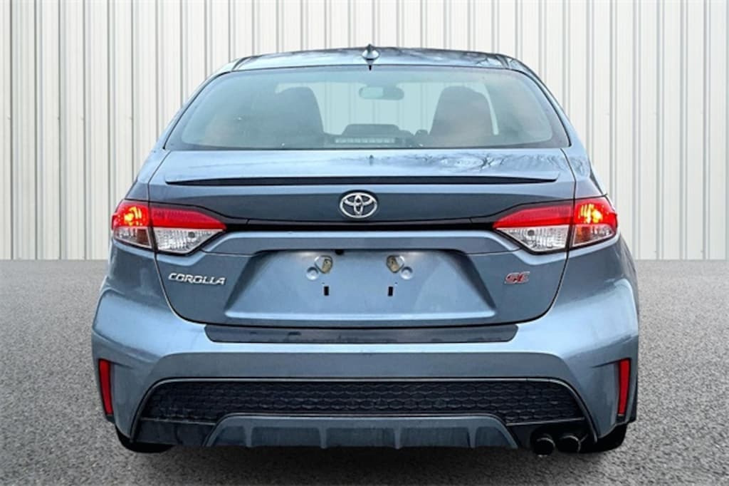 Used 2021 Toyota Corolla SE Sedan