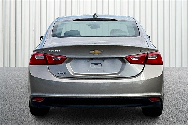 2023 Chevrolet Malibu 1LT photo 4