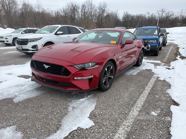 2022 Ford Mustang GT photo 2