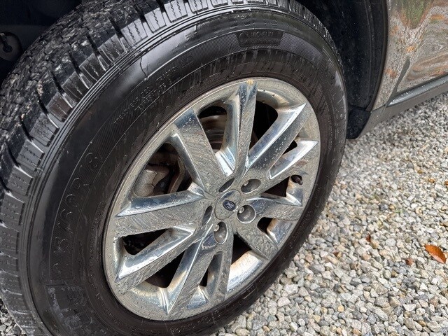 2013 Ford Edge SEL photo 4