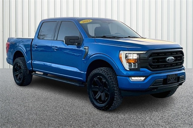 2021 Ford F-150 XLT photo 2