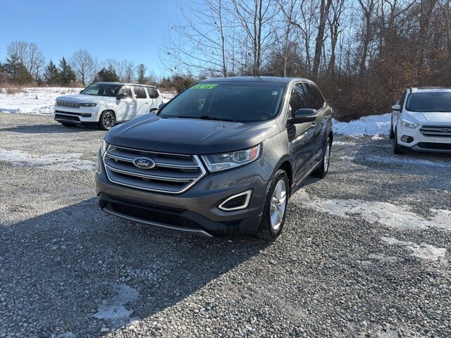 2016 Ford Edge SEL photo 2