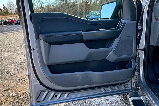2025 Ford F-150 XLT - Photo 23