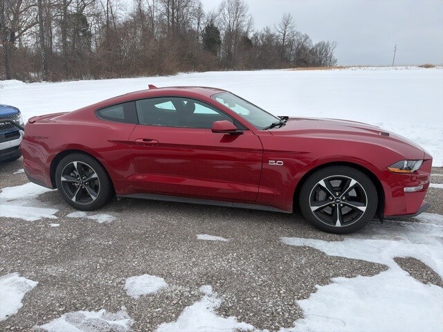 2022 Ford Mustang GT photo 4