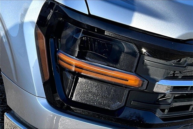 2025 Ford F-150 XLT - Photo 28