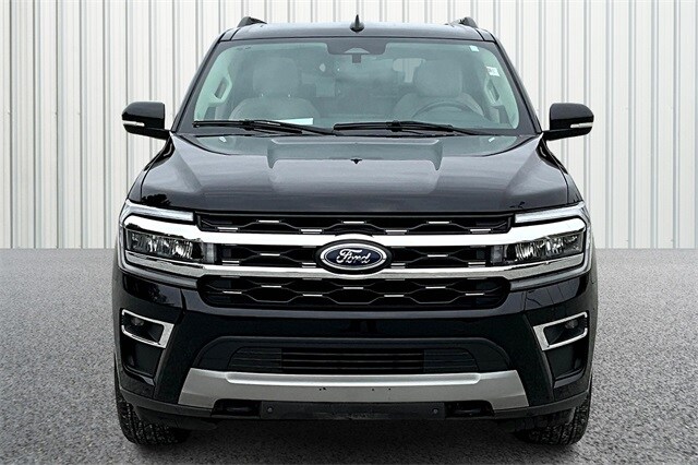2023 Ford Expedition Limited photo 3