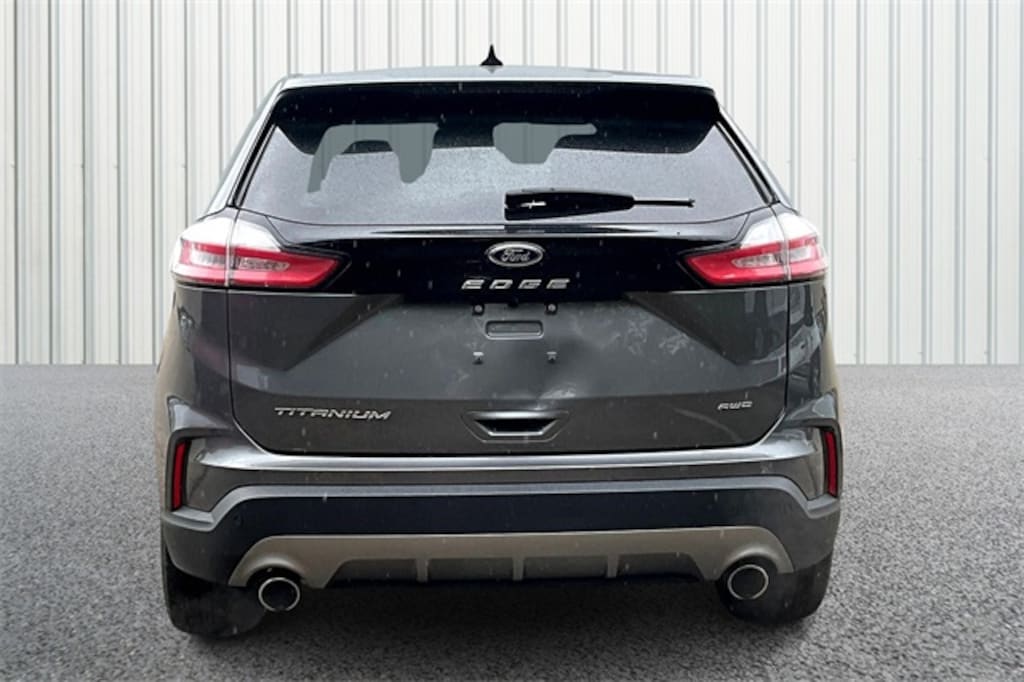 Used 2024 Ford Edge Titanium SUV