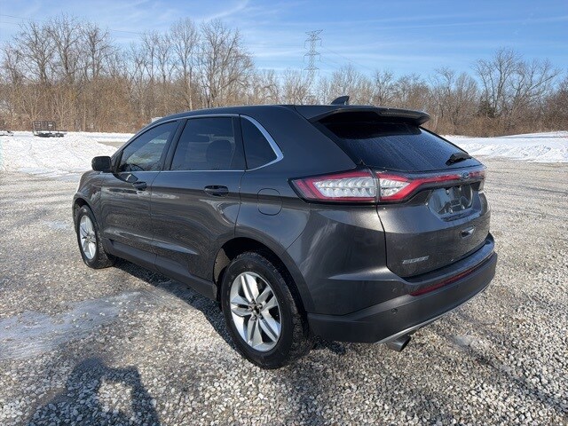 2016 Ford Edge SEL photo 4