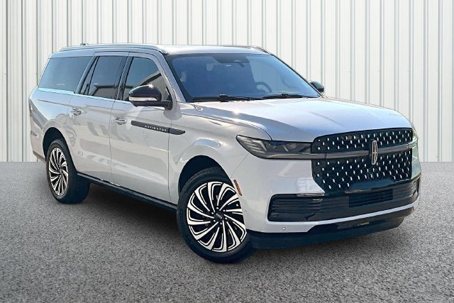 2025 Lincoln Navigator Black Label L