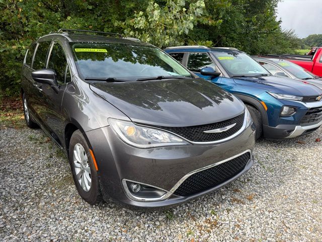 2019 Chrysler Pacifica Van Passenger Van 