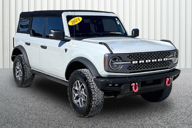 2024 Ford Bronco SUV 
