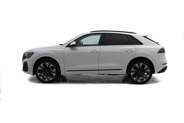 2025 Audi Q8 55 Premium Plus photo 3