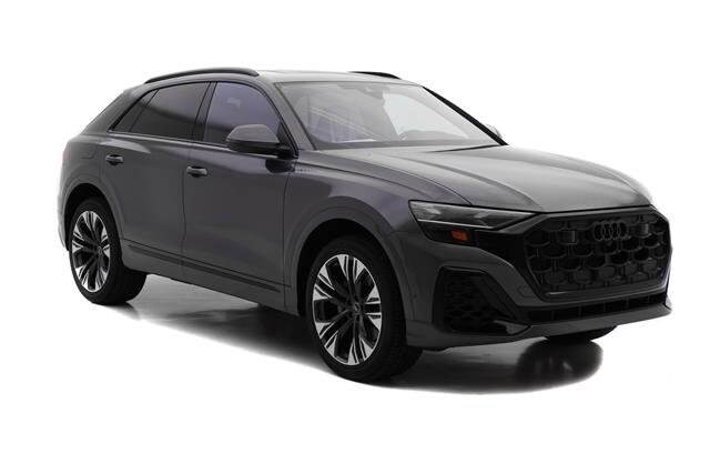 2025 Audi Q8 55 Premium Plus photo 2