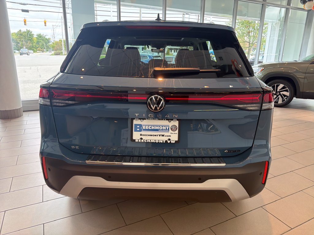 New 2026 Volkswagen Tiguan SE SUV