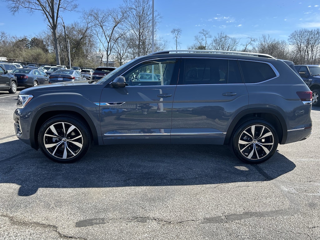 Certified 2025 Volkswagen Atlas 2.0T SEL Premium R-Line SUV