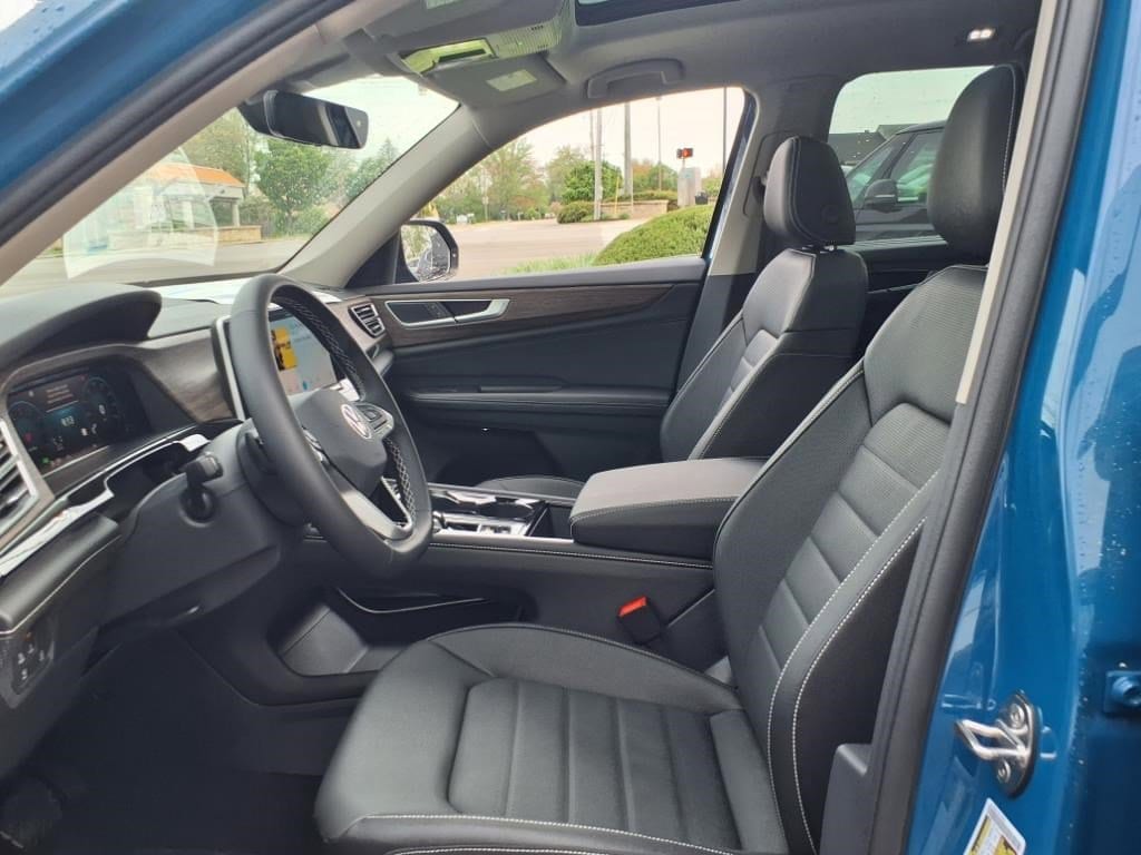 2025 Volkswagen Atlas SEL - Photo 13