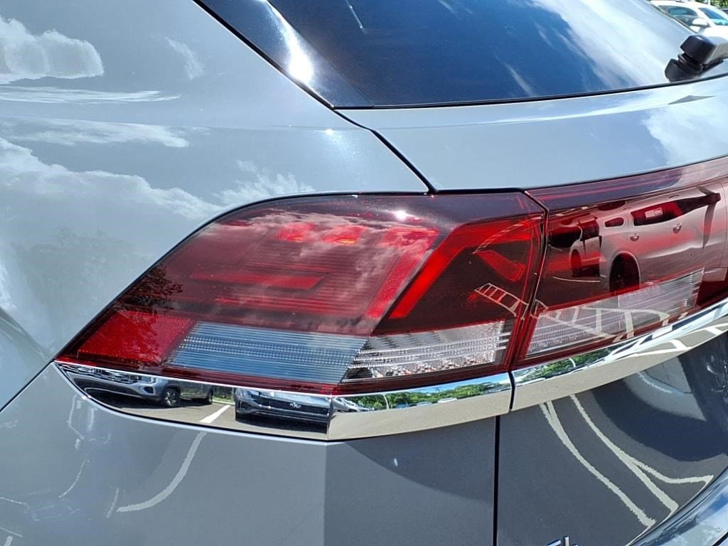 2025 Volkswagen Atlas Cross Sport SEL Premium R-LINE - Photo 23