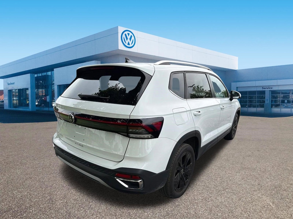 Used 2025 Volkswagen Taos 1.5T SE SUV