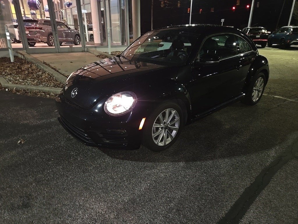 Used 2018 Volkswagen Beetle 2.0T S Hatchback