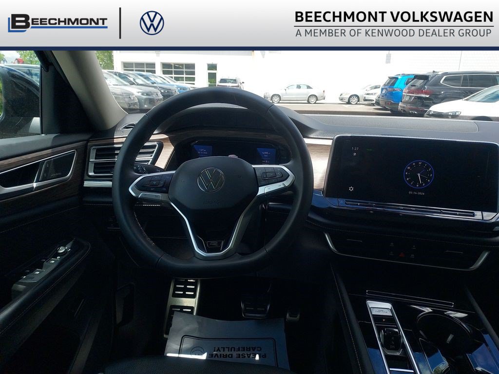 2025 Volkswagen Atlas SEL Premium R-Line - Photo 12