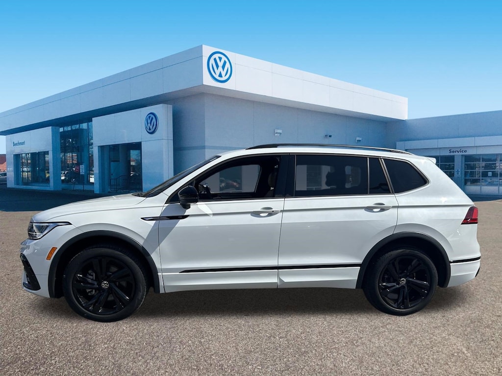 Certified 2024 Volkswagen Tiguan 2.0T SE R-Line Black SUV