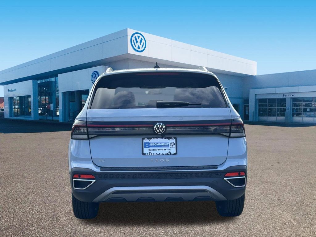 2026 Volkswagen Taos SE - Photo 6