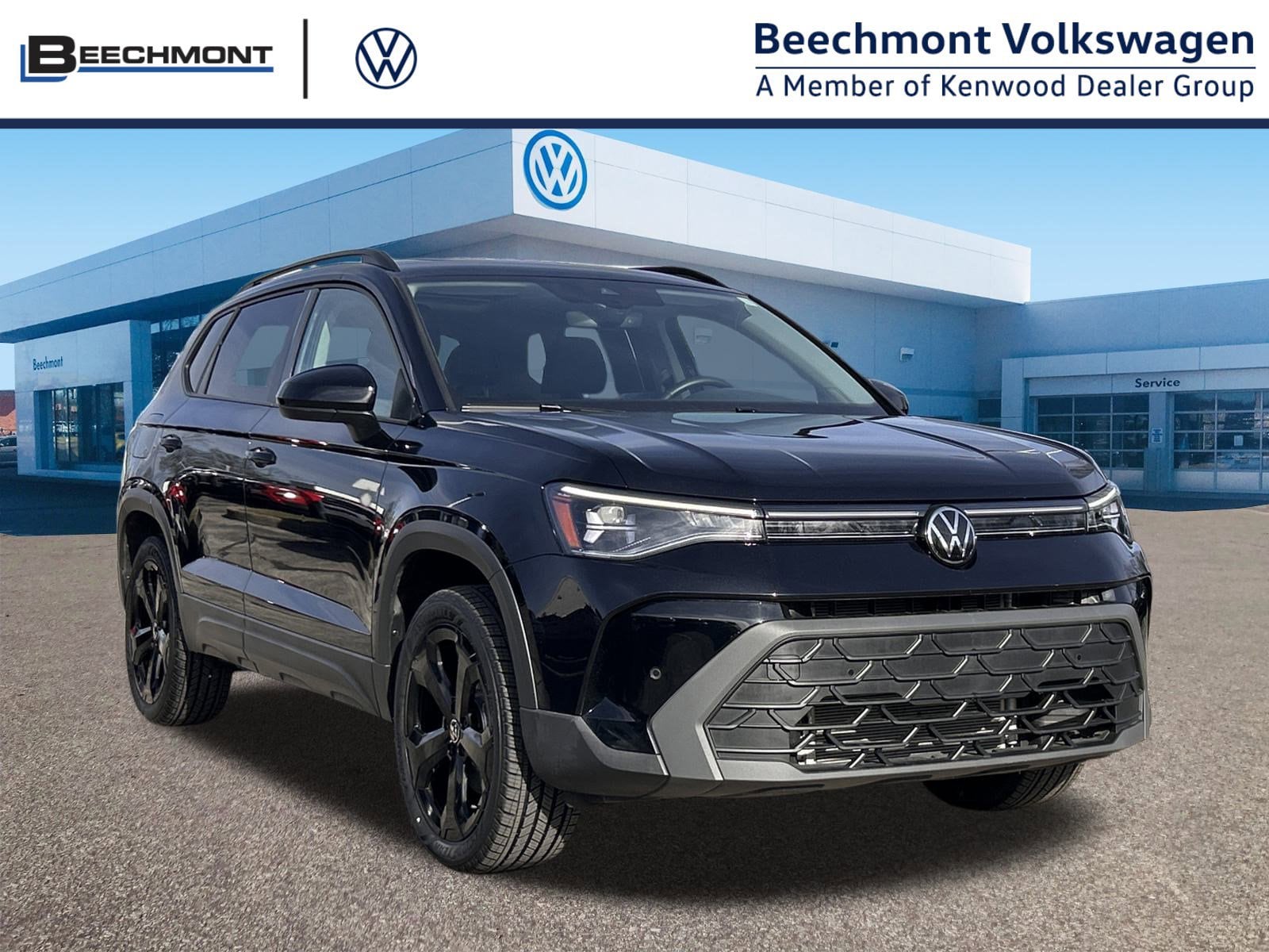 2025 Volkswagen Taos SE Black's photo