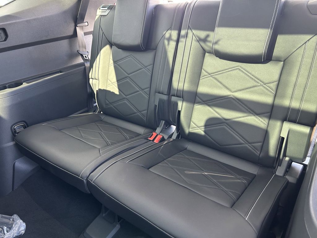 2026 Volkswagen Atlas SE w/Tech - Photo 29