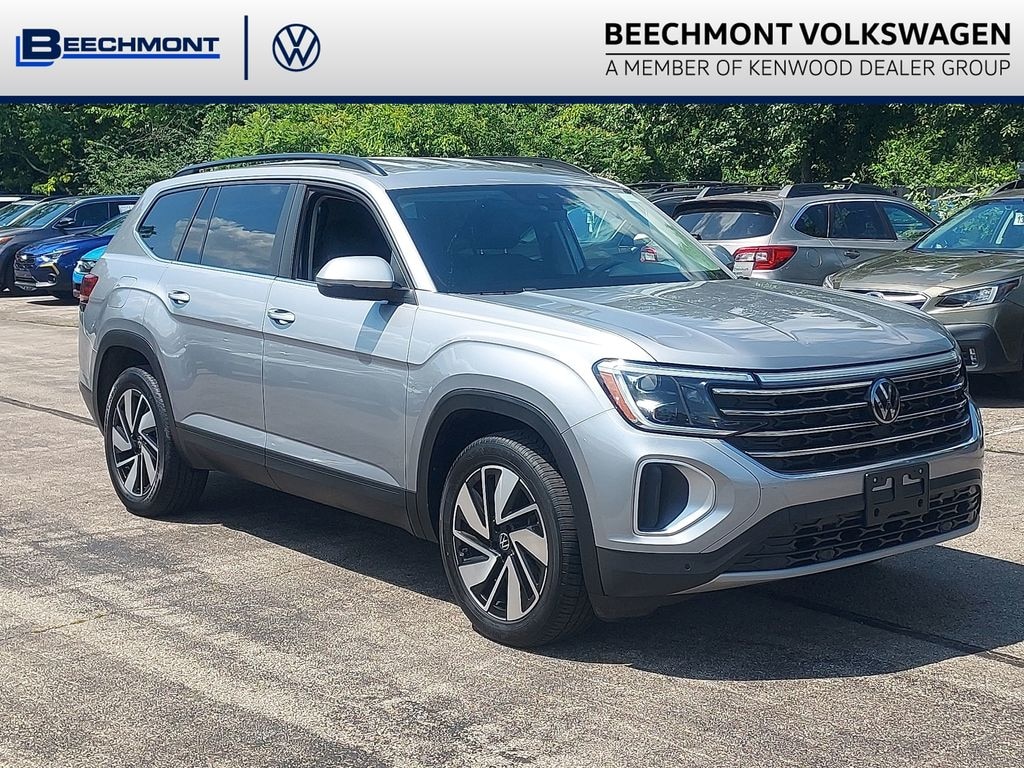Used 2024 Volkswagen Atlas 2.0T SE w/Technology SUV