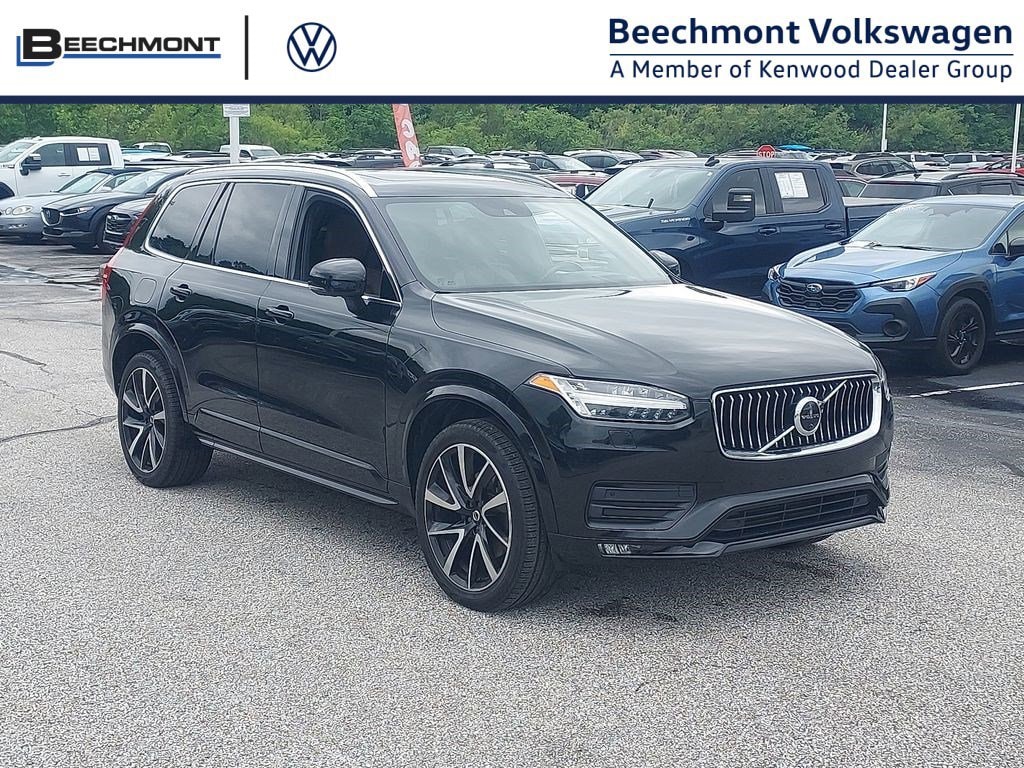 2021 Volvo XC90 T6 Momentum AWD's photo