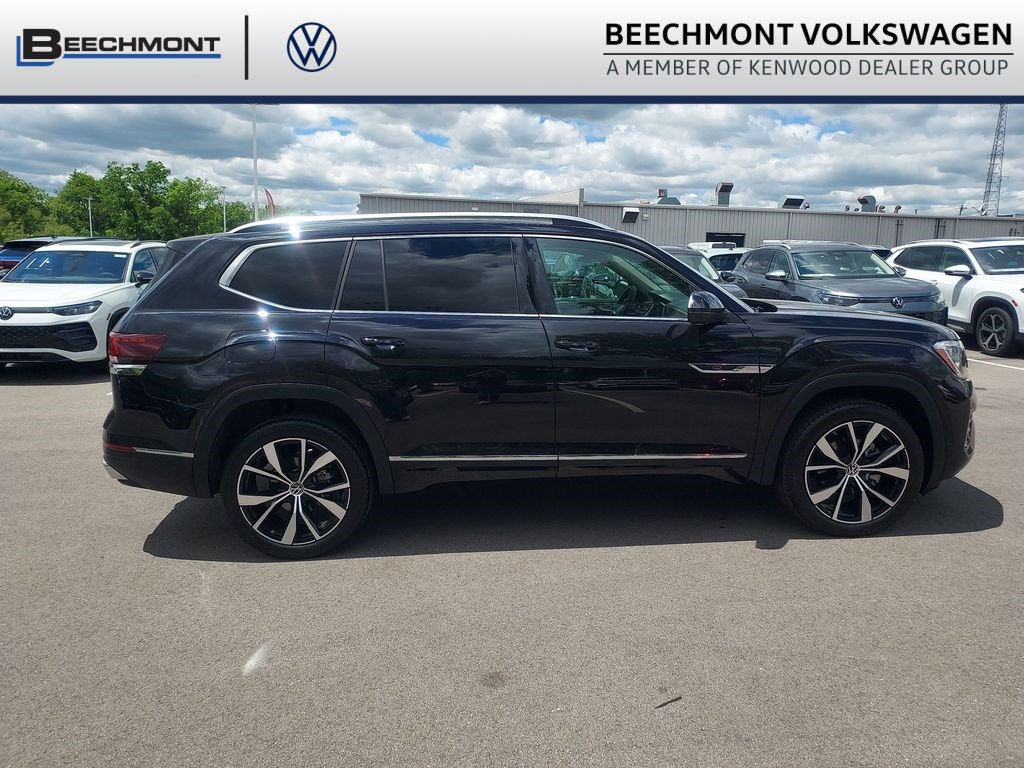 2025 Volkswagen Atlas SEL Premium R-Line - Photo 10