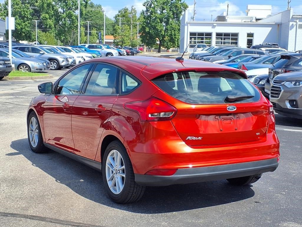 2018 Ford Focus SE photo 3