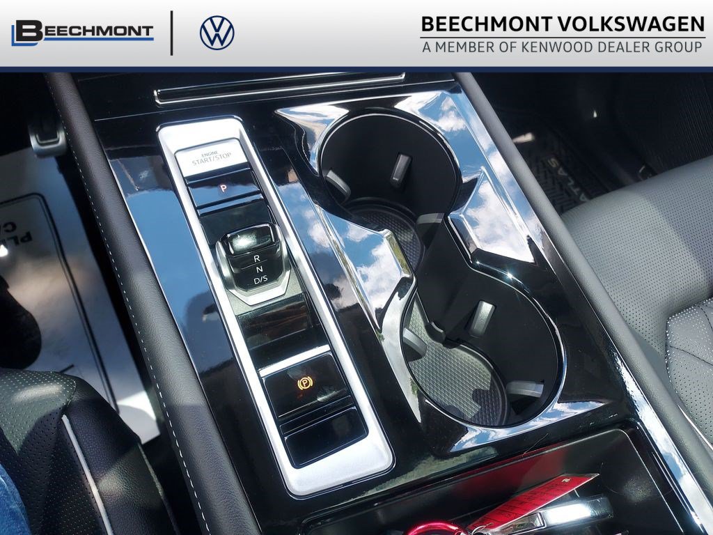 2025 Volkswagen Atlas SEL Premium R-Line - Photo 17