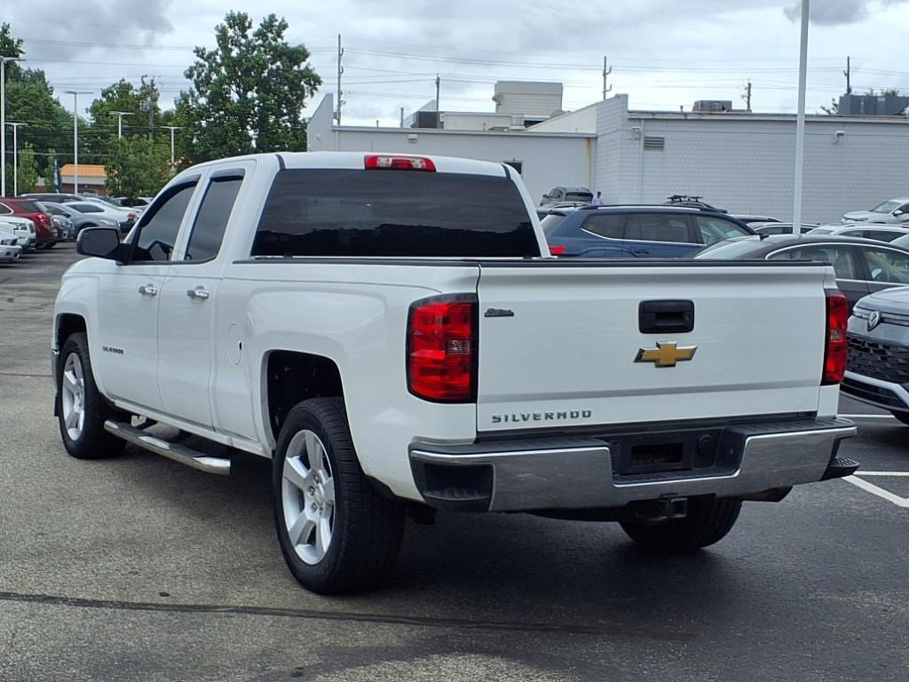 2015 Chevrolet Silverado 1500 LS photo 4