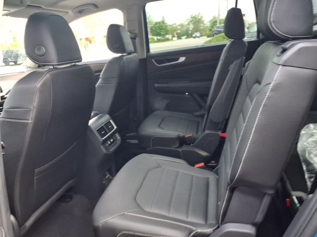 2025 Volkswagen Atlas SEL - Photo 10