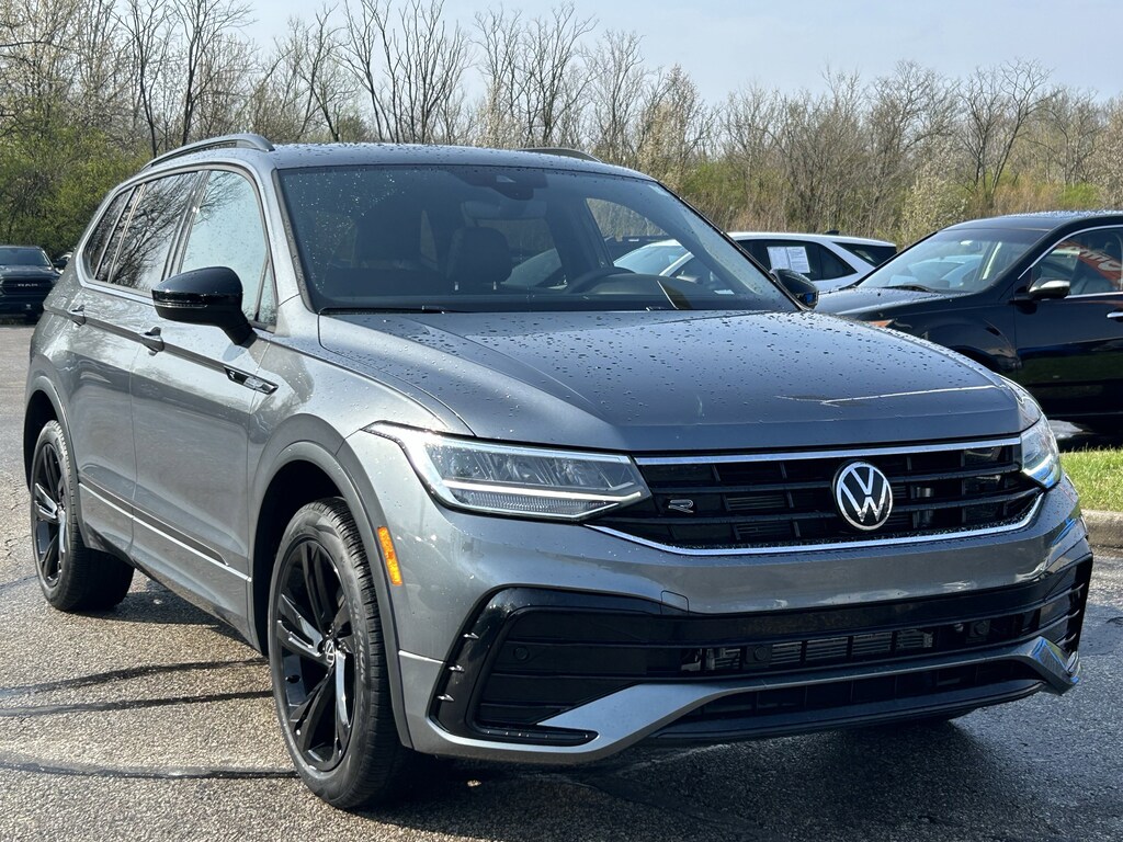 Certified 2023 Volkswagen Tiguan 2.0T SE R-Line Black SUV