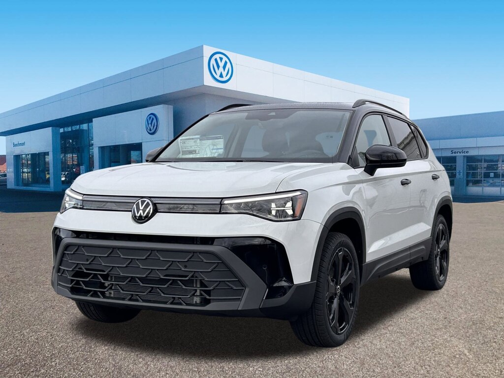 New 2026 Volkswagen Taos 1.5T SE Black SUV