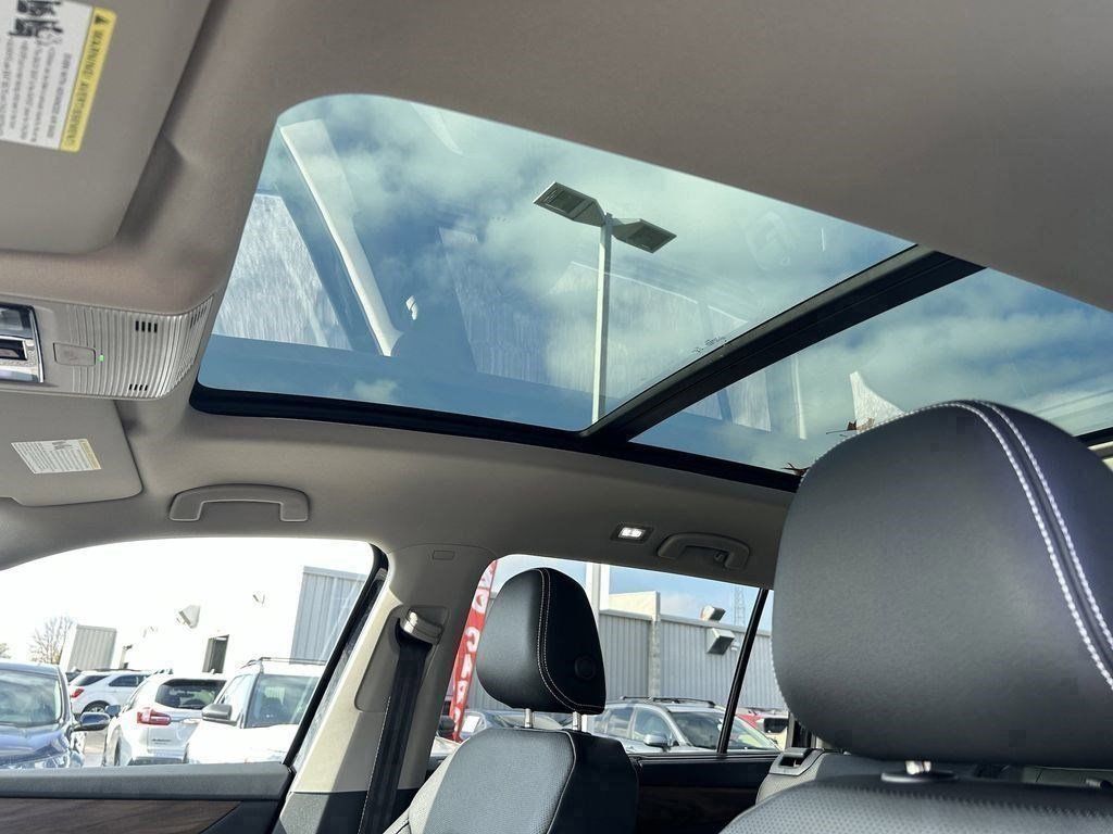 2026 Volkswagen Atlas SE w/Tech - Photo 24